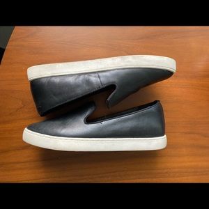 Birdies Swift Slip-on Sneakers in Black Leather